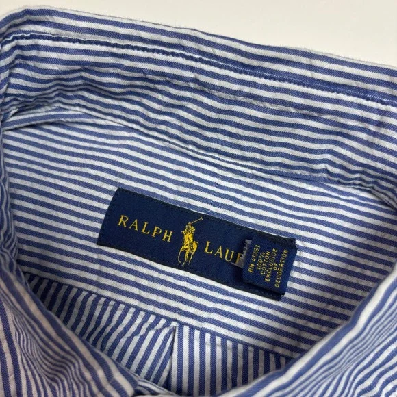 Ralph Lauren Seersucker Blue Striped  Mens Medium Short Sleeve Button Down Shirt - Picture 7 of 7